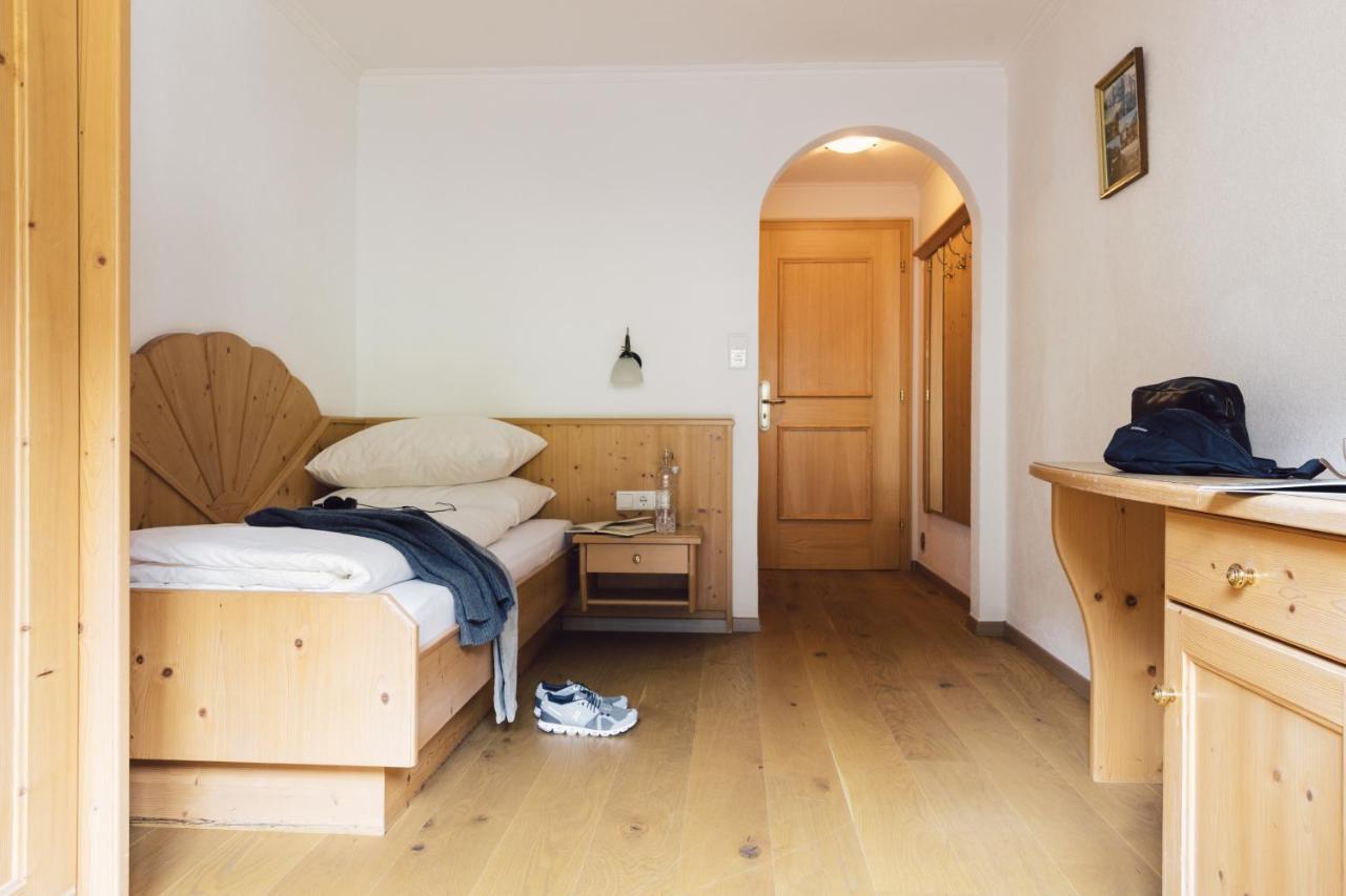 Hotel Jaegerhof Zams Εξωτερικό φωτογραφία